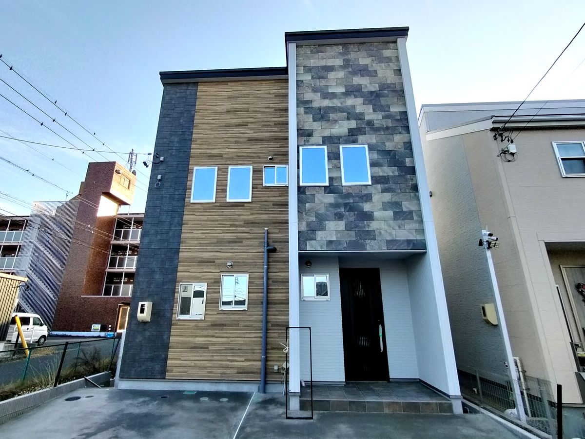 大治町八ツ屋山畔