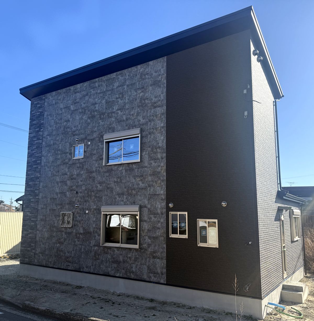 制震装置「ＭＡＭＯＲＹ」装着住宅